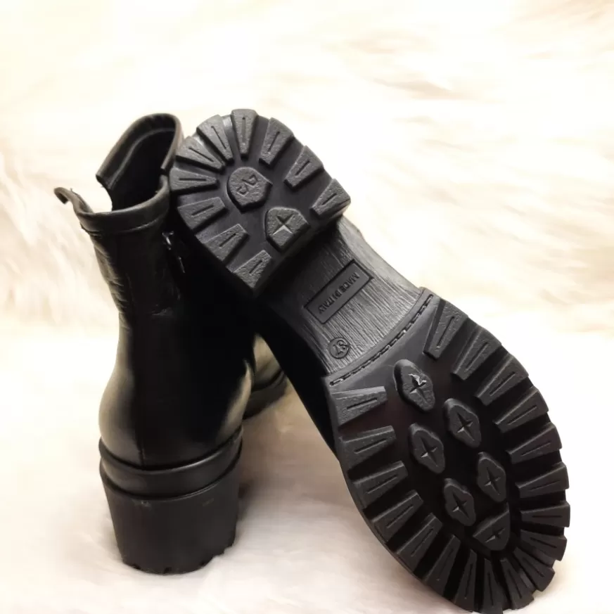 Donna CAMARRI CALZATURE Scarpe Donna | Mezzo Tronchetto Nero