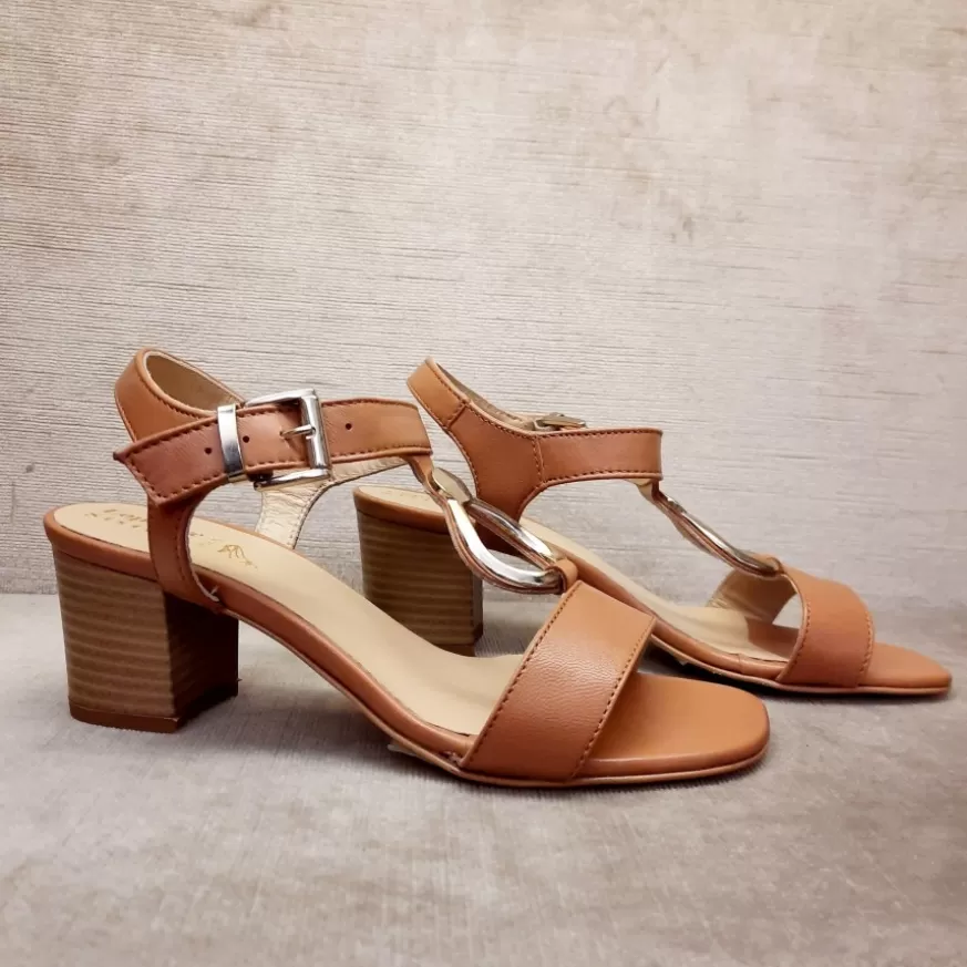 Donna CAMARRI CALZATURE Scarpe Donna | Sandalo Cuoio Con Tacco