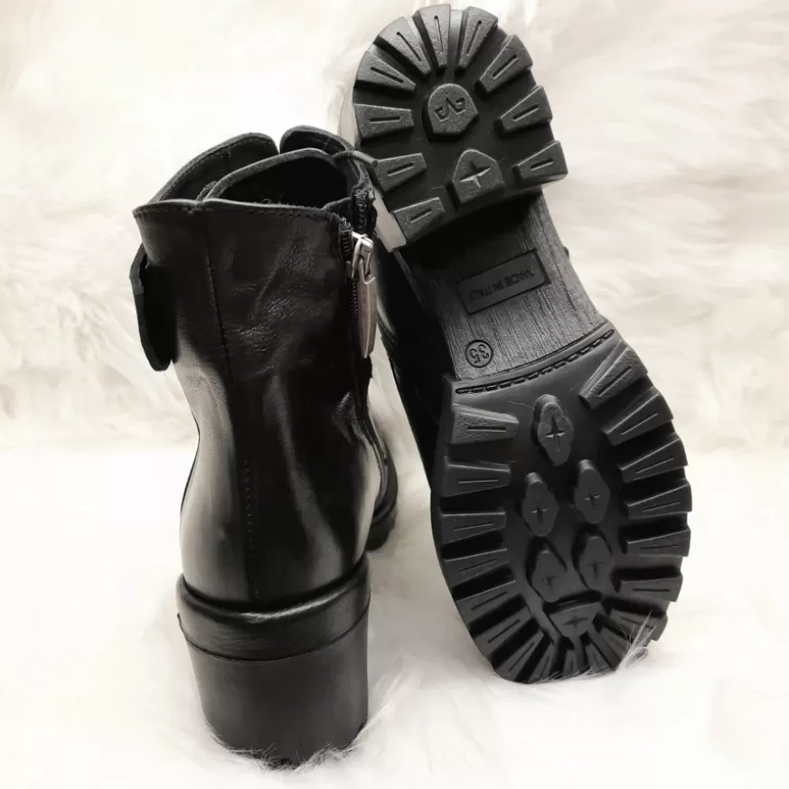 Donna CAMARRI CALZATURE Scarpe Donna | Stivaletto Con Tacco E Fibbia