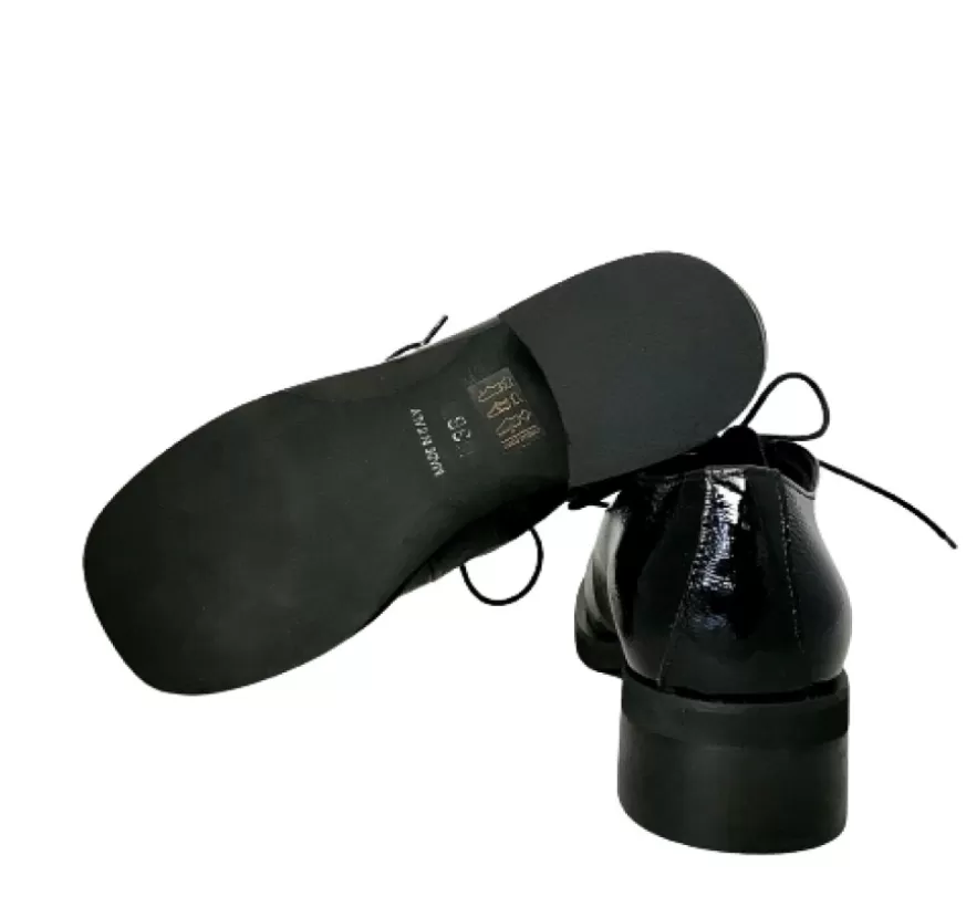 Donna CAMARRI CALZATURE Scarpe Donna | Stringata In Pelle Lucida